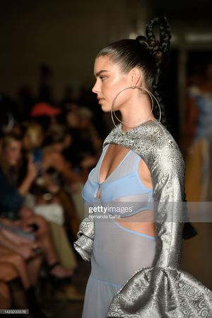lauren-searle-1 photo #21 photo n 21