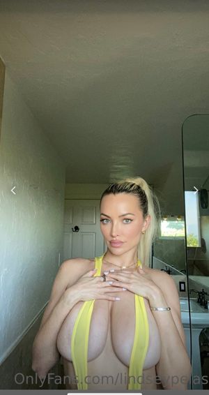 lindsey-pelas photo #1231 photo n 1231