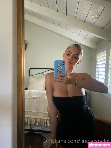 Lindsey Pelas - Image