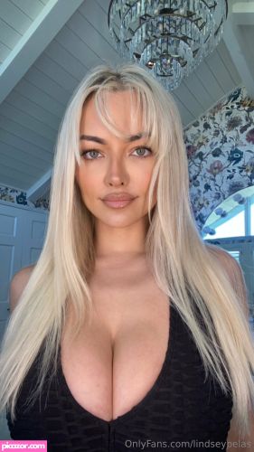 Lindsey Pelas - Image