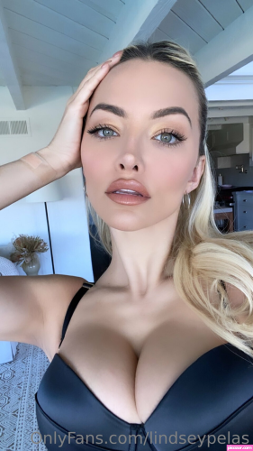 Lindsey Pelas - Image