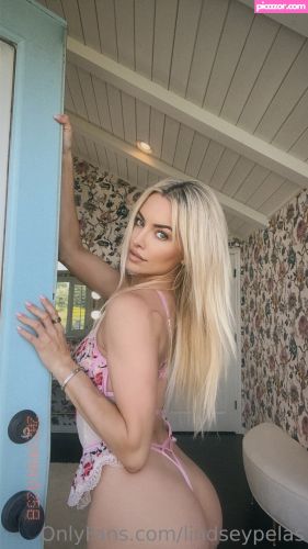 Lindsey Pelas - Image