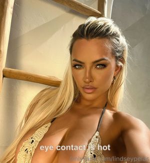 Lindsey Pelas N246
