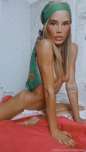 Lorena Hidalgo N17