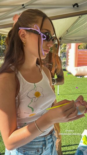 maddie-ziegler-1 photo #581 photo n 581