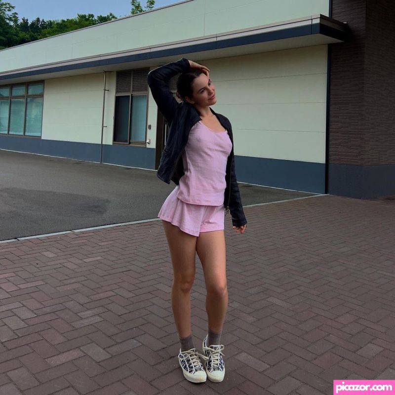 Maryana Ro N28
