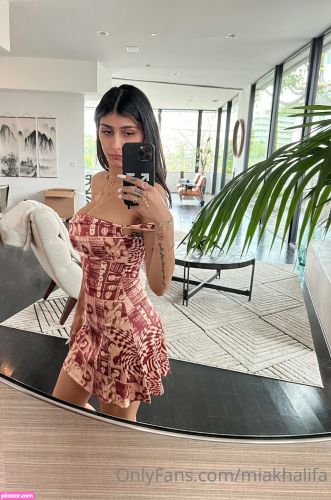 Mia Khalifa - Image