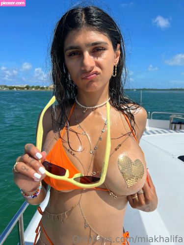 Mia Khalifa - Image