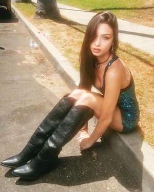 mishka-chantal-silva-1 photo #42 photo n 42