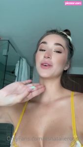 Natalie Roush - Thumb