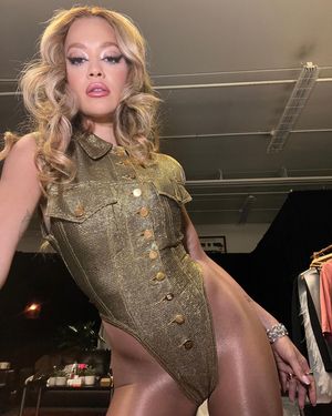 Rita Ora N35