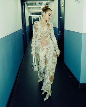 Rita Ora N58