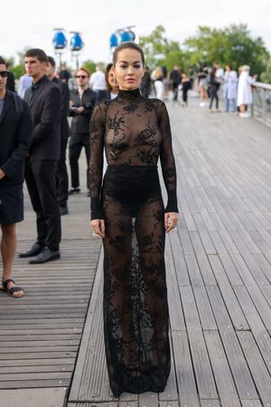 Rita Ora N97