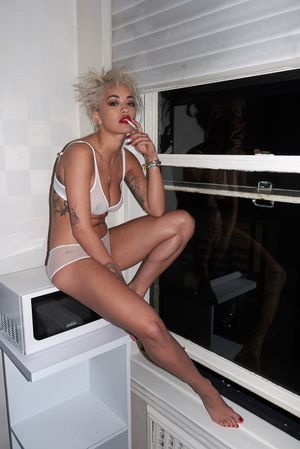 rita-ora-1 photo #435 photo n 435