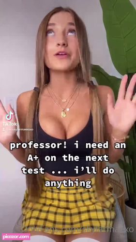 Skylar Mae - Image