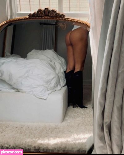  Stefanie Knight - Image