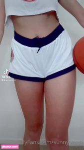 Sunnyrayyxo - Thumb