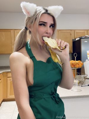 Sunnyrayyxo - Thumb