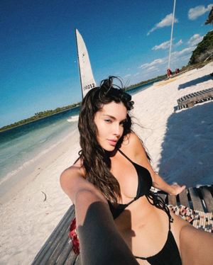 thais-braz photo #23 photo n 23