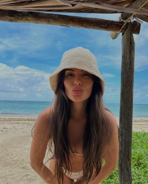 thais-braz photo #57 photo n 57