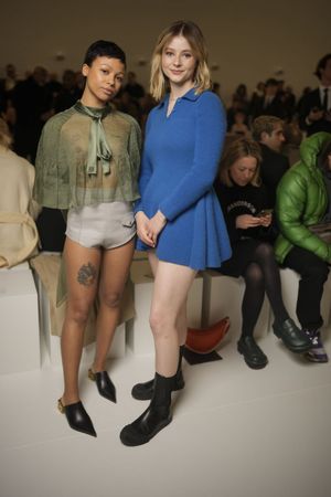 thomasin-mckenzie-1 photo #6 photo n 6