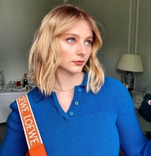thomasin-mckenzie-1 photo #7 photo n 7