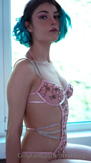 trixy-blue photo #2233 photo n 2233