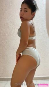 yunuen-yared video #612 photo n 612