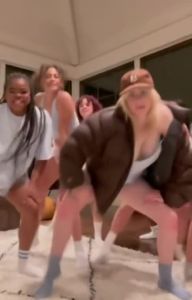 billie-eilish video #1235 photo n 1235