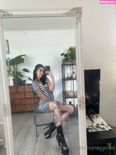 Honeyy Noir  - Image