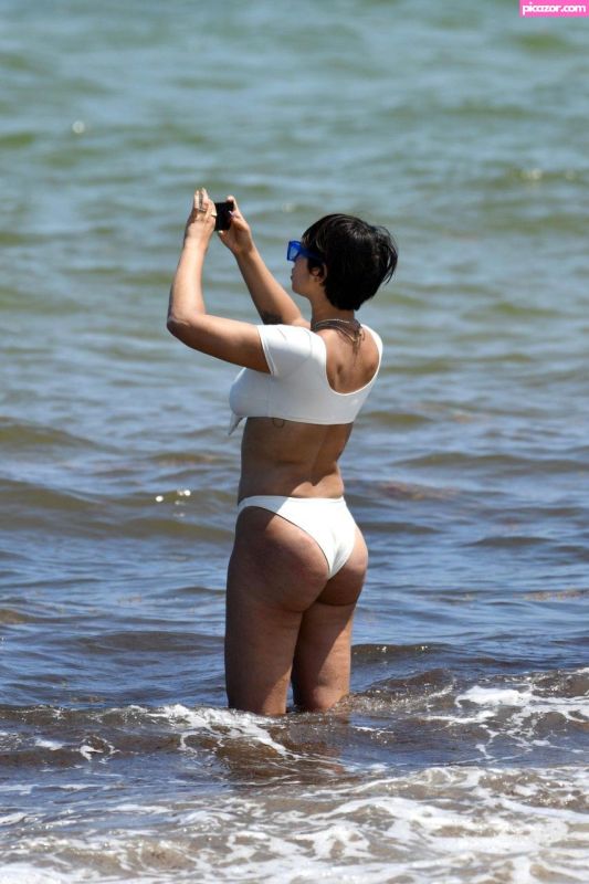 Jackie Cruz N40