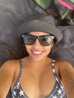 Lupe Fuentes N17