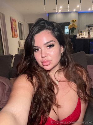 VictoryaXO  - Thumb