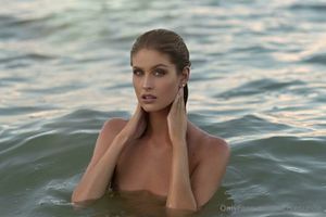 nicole-sunde-1 photo #1 photo n 1