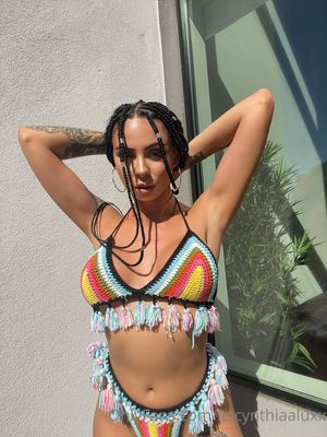 Cynthiaaluxx  N32
