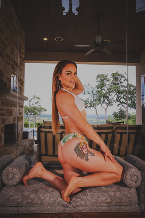 Thunder Rosa N32