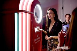 Victoria Justice N12