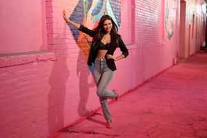 Victoria Justice N11