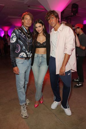 victoria-justice-1 photo #305 photo n 305