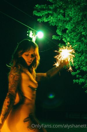 alysha-nett-2 photo #859 photo n 859
