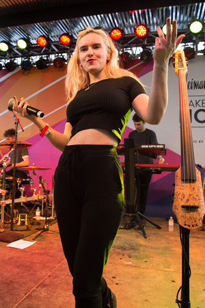 grace-chatto-1 photo #129 photo n 129