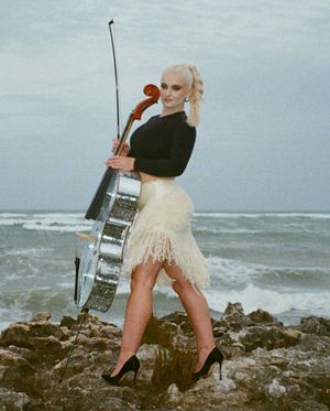 grace-chatto-1 photo #132 photo n 132