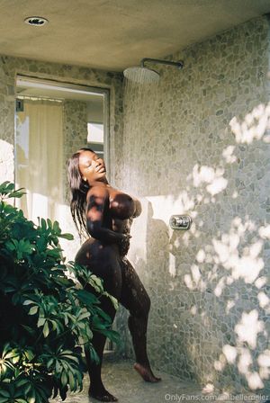 Isabelle Miller N8
