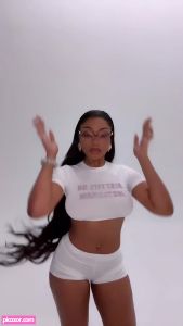 megan-thee-stallion-1 video #102 photo n 102