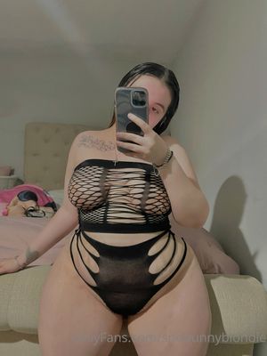snobunnyblondie-1 photo #13 photo n 13