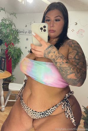 thicksnoww photo #142 photo n 142