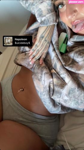 tattedbblonde - Image