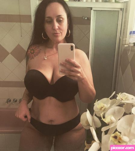 Amelia Linda - Image