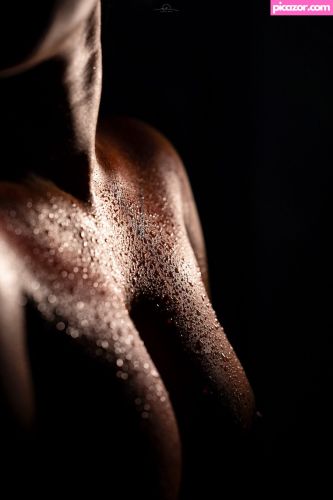 Divya muraleedharan - Image