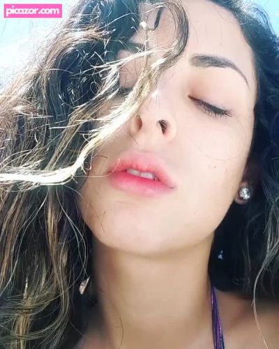Andrea Luna - Image